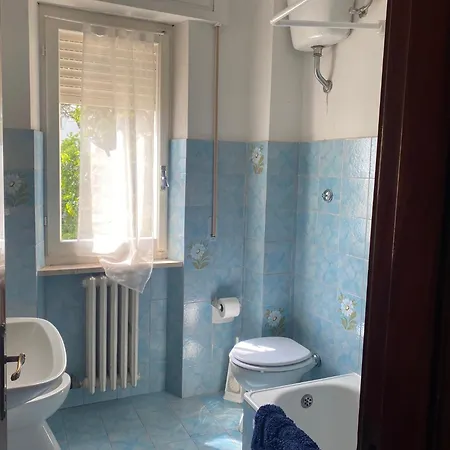 Fronte Mare Bilocale 2-3 Posti, Int 4 * Marcelli